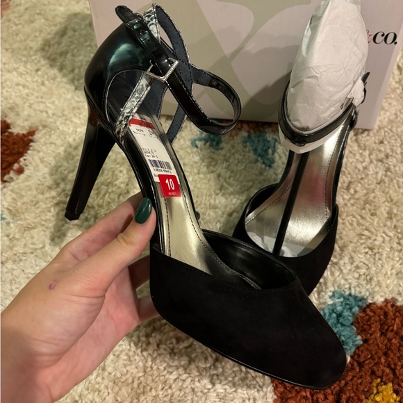 NWT Style & Co. Gweneth Black Snakeskin Faux Suede Heel Closed Toe 3.5” Heel - Picture 2 of 5